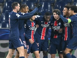 PSG And Lyon Meet In End-Of-Year Summit In France