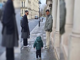 A Picture-Perfect Moment Featuring Sonam Kapoor, Anand Ahuja And Their Son Vayu A Picture-Perfect Moment Featuring Sonam Kapoor, Anand Ahuja And Their Son Vayu