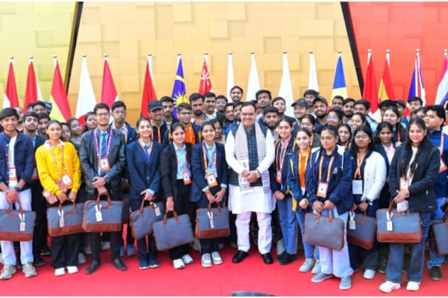 आज 15 हजार युवाओं को मिलेगी नियुक्ति पत्र. आज 15 हजार युवाओं को मिलेगी नियुक्ति पत्र.