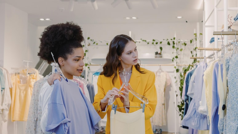 गर्मी और सर्दी की कलेक्शन के लिए अब नहीं पड़ेगा भटकना, स्टाइलिश को-ऑर्ड्स पर Tokyo Talkies ले आया 73% डिस्काउंट गर्मी और सर्दी की कलेक्शन के लिए अब नहीं पड़ेगा भटकना, स्टाइलिश को-ऑर्ड्स पर Tokyo Talkies ले आया 73% डिस्काउंट