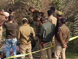 UP : फुटबॉल प्लेयर ने शादीशुदा प्रेमिका की गला रेतकर की हत्या, दोस्त सहित गिरफ्तार UP : फुटबॉल प्लेयर ने शादीशुदा प्रेमिका की गला रेतकर की हत्या, दोस्त सहित गिरफ्तार