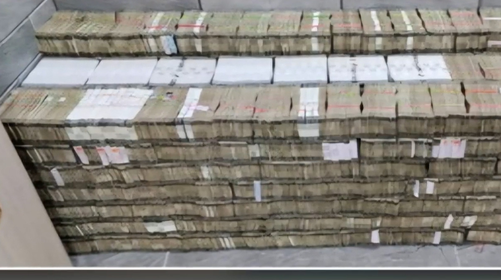 ED's Mega Cash Haul: Rs 13.5 Crore Cash Seized In Ahmedabad & Mumbai