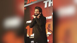 Allu Arjun, New <i>Pathaan</i> Of Box Office, Reacts To YRF's <i>Pushpa 2</i> Message: "I Am Touched"