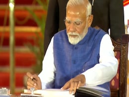 ‘प्रधानमंत्री आयुष्मान योजना’ से मुफ्त में हुआ इलाज तो परिवार ने PM मोदी का जताया आभार ‘प्रधानमंत्री आयुष्मान योजना’ से मुफ्त में हुआ इलाज तो परिवार ने PM मोदी का जताया आभार
