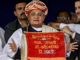 अटल बिहारी वाजपेयी की 100वीं जयंती: सुनिए उनके अमर भाषण, जो आज भी दिलों को छूते हैं अटल बिहारी वाजपेयी की 100वीं जयंती: सुनिए उनके अमर भाषण, जो आज भी दिलों को छूते हैं