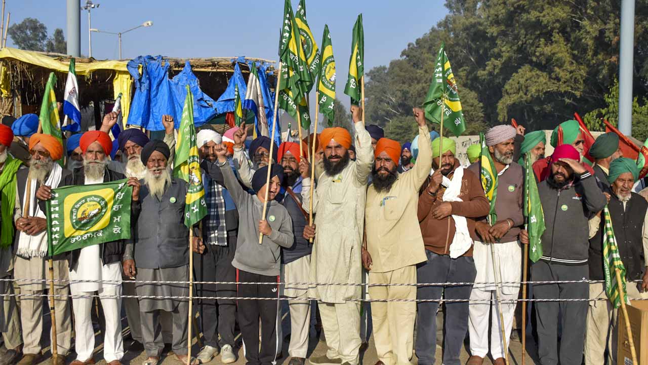 Farmers March To Delhi Over MSP Demand, Centre Offers "Modi's Guarantee"