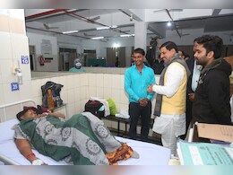 MP: जब CM डॉ. मोहन यादव अचानक देर रात पहुंच गए अस्पताल... जानें फिर क्या हुआ ? MP: जब CM डॉ. मोहन यादव अचानक देर रात पहुंच गए अस्पताल... जानें फिर क्या हुआ ?