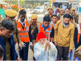 कहीं रद्द न हो जाए आसाराम की पैरोल! सोशल मीडिया से VIDEO-फोटो हटाने की अपील, भक्तों से हो रही परेशानी कहीं रद्द न हो जाए आसाराम की पैरोल! सोशल मीडिया से VIDEO-फोटो हटाने की अपील, भक्तों से हो रही परेशानी