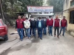 दिल्&zwj;ली पुलिस ने सट्टेबाजी गिरोह का किया भंड़ाफोड़, आस्&zwj;ट्रेलिया टी-20 लीग पर सट्टा लगवा रहे 10 लोग गिरफ्तार