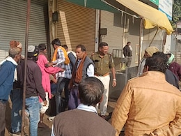 पहले की चोरी, फिर मिलकर पी चोरी की शराब, जाम चढ़ने पर आपस में लड़ पड़े चोर, फिर पुलिस ने ऐसे उतारा नशा