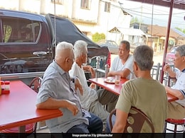Malaysia Foreign Minister To Be Fined For Smoking At Eatery Malaysia Foreign Minister To Be Fined For Smoking At Eatery
