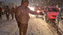 5,000 Tourists Stranded In Himachal's Kullu Rescued Amid Heavy Snowfall