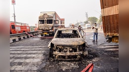 Jaipur Gas Tanker Blast: आग की लपटों में फंसे लोग... खुद को बचाने की कोशिश, जयपुर गैस टैंकर हादसे का युवकों ने बताया खौफनाक पल