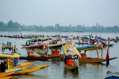 India Gets First Water Transport Service 'Uber Shikara' In Srinagar India Gets First Water Transport Service 'Uber Shikara' In Srinagar