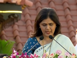 Pankaja Munde : 'आता माझे पंचांग नीट होईल,' मंत्रिपदाची शपथ घेताच पंकजा मुंडे यांचं ते वक्तव्य चर्चेत Pankaja Munde : 'आता माझे पंचांग नीट होईल,' मंत्रिपदाची शपथ घेताच पंकजा मुंडे यांचं ते वक्तव्य चर्चेत