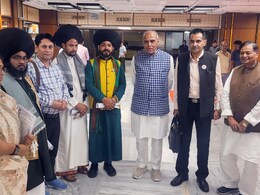 वक्फ विधेयक: संसदीय समिति ने राज्य सरकारों के 'अनधिकृत कब्जे वाली संपत्तियों की जानकारी मांगी वक्फ विधेयक: संसदीय समिति ने राज्य सरकारों के 'अनधिकृत कब्जे वाली संपत्तियों की जानकारी मांगी