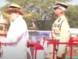 छत्तीसगढ़ पुलिस को मिला राष्ट्रपति पुलिस कलर अवॉर्ड, 24 सालों का रहा शानदार ट्रैक रिकॉर्ड छत्तीसगढ़ पुलिस को मिला राष्ट्रपति पुलिस कलर अवॉर्ड, 24 सालों का रहा शानदार ट्रैक रिकॉर्ड