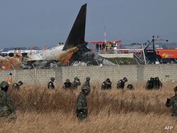 Jeju Air Offices Raided, CEO Banned From Leaving South Korea After Deadly Crash