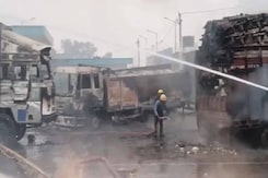 7 Dead, Many Critical In Huge Jaipur Fire As 2 Trucks Collide Outside Petrol Pump 7 Dead, Many Critical In Huge Jaipur Fire As 2 Trucks Collide Outside Petrol Pump