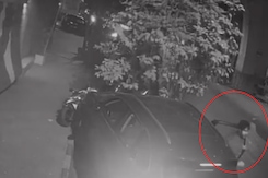 Video: Teen Crashes Porsche Into Parked Motorcycles In Mumbai Video: Teen Crashes Porsche Into Parked Motorcycles In Mumbai