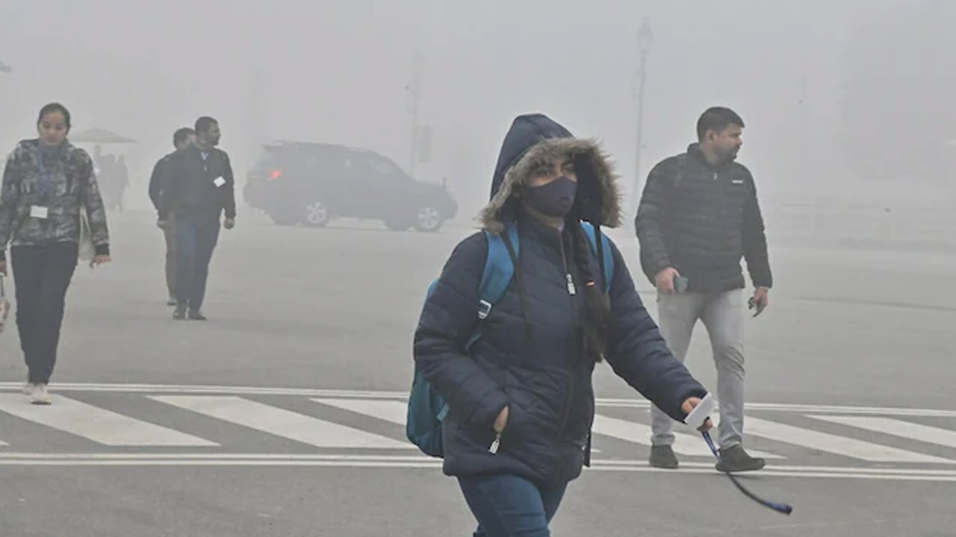 Delhi Shivers At 5.9 Degrees Celsius, Air Quality 'Severe' For 2nd Day