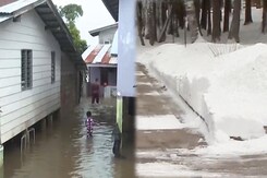 Snow Covers Roads & Houses In Wisconsin | Floods Wreak Havoc In Malaysia| The World Report Snow Covers Roads & Houses In Wisconsin | Floods Wreak Havoc In Malaysia| The World Report