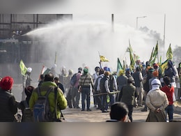 शेतकऱ्यांवर अश्रुधुराच्या नळकांड्या फोडल्या, शंभू सीमेवर वाढला तणाव