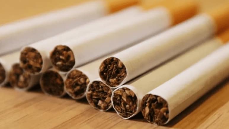 एक पैकेट की कीमत 5 हजार रुपये, जानें किस देश में सबसे महंगी है सिगरेट