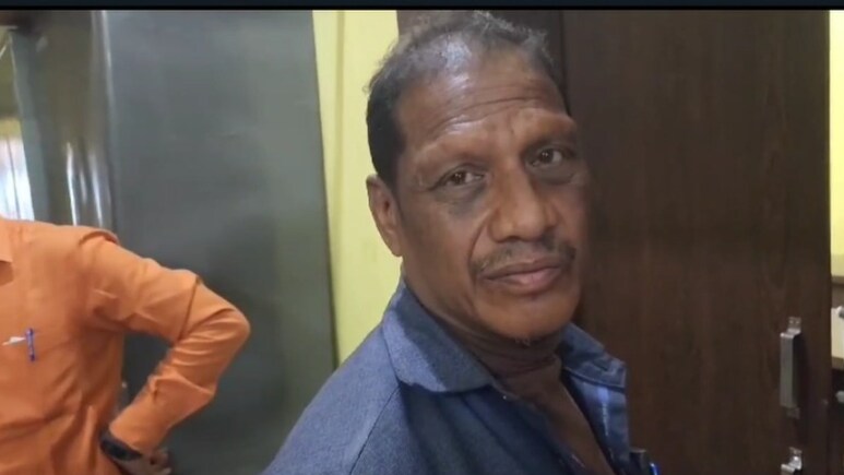 Surajpur : लेखपाल ने मितानिनों संग की मारपीट, फोटो खिचवाने को लेकर शुरू हुआ था विवाद