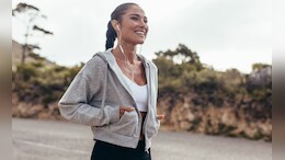 Walking Benefits : रिकाम्या पोटी चालण्याचा व्यायाम केल्यास काय होईल? वाचा 8 मोठे फायदे
