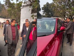 Union Minister Nitin Gadkari Checks Out New Mahindra BE 6, XEV 9E Electric SUVs Union Minister Nitin Gadkari Checks Out New Mahindra BE 6, XEV 9E Electric SUVs