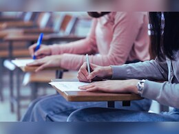 मोठी बातमी! MBBS परीक्षांचे पेपर लीक झाल्याने वैद्यकीय क्षेत्रात मोठी खळबळ