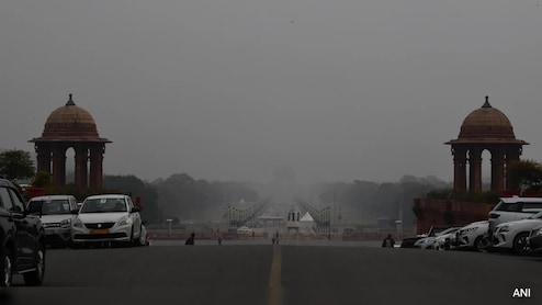 All High-Rises In Delhi Ordered To Install Anti-Smog Guns By November 29