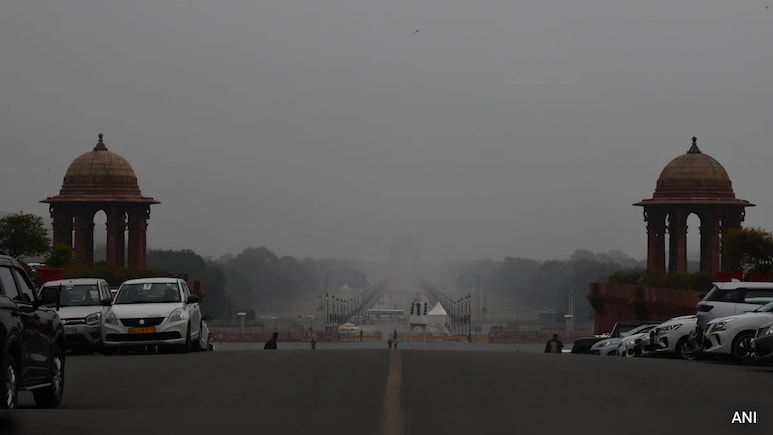 All High-Rises In Delhi Ordered To Install Anti-Smog Guns By November 29