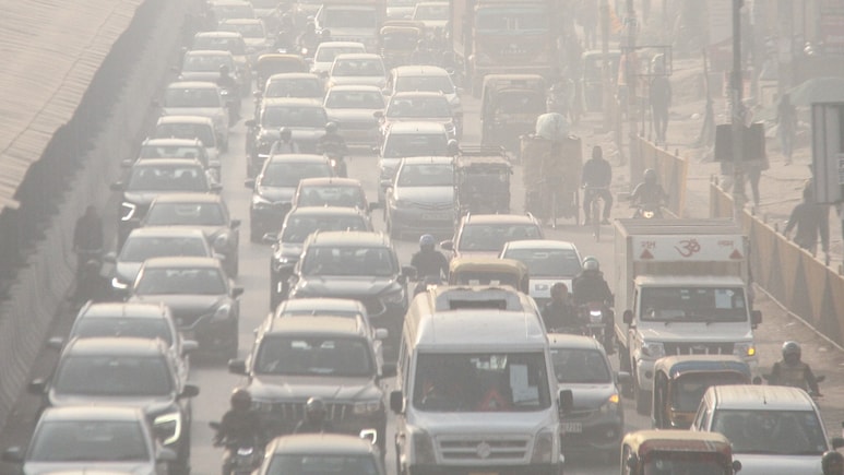 Is Poor Air Quality Making Dengue Recovery Harder? Punjab Doctors Raise Alarm