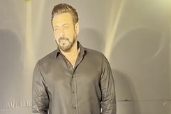 Salman Khan Lit Up An Event Like This Salman Khan Lit Up An Event Like This