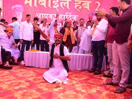 मारवाड़ी बोली, देसी ठाठ... मिलिए राजस्थान के नए सोशल मीडिया स्टार हिम्मताराम खदाव से मारवाड़ी बोली, देसी ठाठ... मिलिए राजस्थान के नए सोशल मीडिया स्टार हिम्मताराम खदाव से
