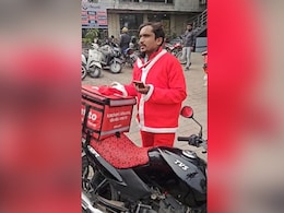 "Do You Dress As Lord Ram On Diwali?": Delivery Man Made To Remove Santa Outfit "Do You Dress As Lord Ram On Diwali?": Delivery Man Made To Remove Santa Outfit