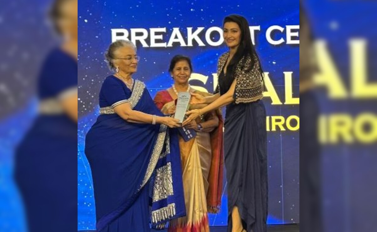 NDTV Indian Of The Year: "Breakout Celebrity Of The Year" Shalini Passi To Asha Parekh: "I Can't Stop Looking At You"