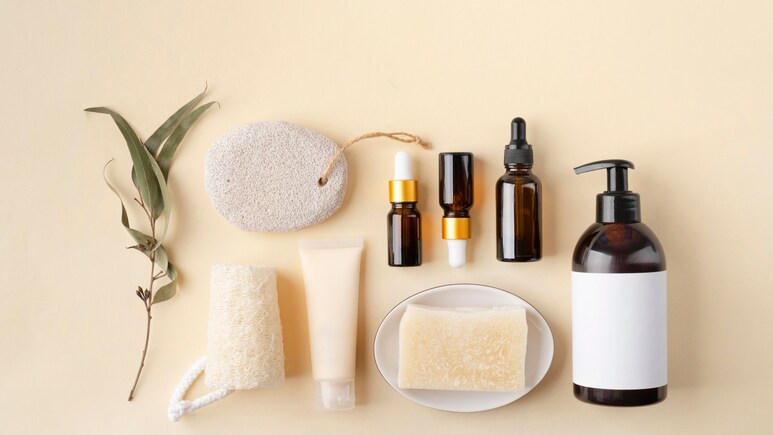 Winter Skin care: सर्दियों में आपकी स्किन को शाइन, सॉफ्टनेस देंगे ये प्रोडक्ट, कीमत जान हो जाएंगे हैरान Winter Skin care: सर्दियों में आपकी स्किन को शाइन, सॉफ्टनेस देंगे ये प्रोडक्ट, कीमत जान हो जाएंगे हैरान