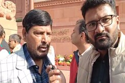 Ramdas Athawale Says E Shinde "Upset" Over Losing Top Job, Adds Advice Ramdas Athawale Says E Shinde "Upset" Over Losing Top Job, Adds Advice