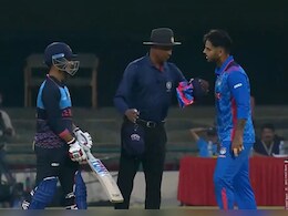 'बीच मैदान में लफड़ा', कभी थे दोस्त, अब बने दुश्मन, दिल्ली के दो दिलेर आपस में भिड़े, VIDEO 'बीच मैदान में लफड़ा', कभी थे दोस्त, अब बने दुश्मन, दिल्ली के दो दिलेर आपस में भिड़े, VIDEO