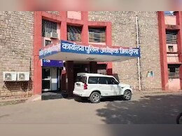 Rajasthan: दौसा में पानी पीने के लिए संतरी ने खोला हथकड़ी, धक्का देकर थाने से रेप के 2 आरोपी फरार