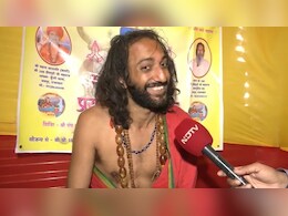 'मैंने बोला हार्दिक को गेंद...', IIT बाबा के दावे ने फैंस को चौंकाया, बताया कैसे जिताया भारत को टी20 विश्व कप फाइनल 'मैंने बोला हार्दिक को गेंद...', IIT बाबा के दावे ने फैंस को चौंकाया, बताया कैसे जिताया भारत को टी20 विश्व कप फाइनल