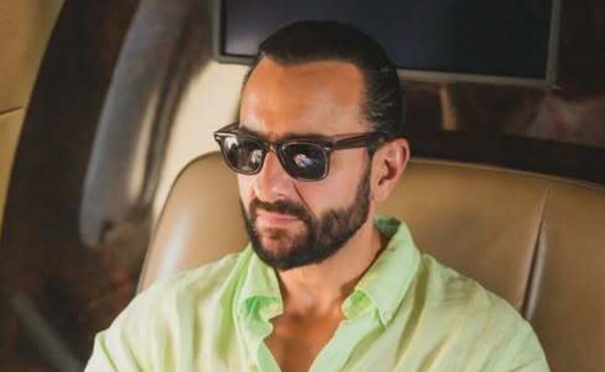 Saif Ali Khan Attacked News Live Updates: Mumbai Police Release Accused’s Photo After Attack On Actor Saif Ali Khan Attacked News Live Updates: Mumbai Police Release Accused’s Photo After Attack On Actor