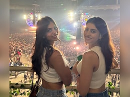 Coldplay's Mumbai Concert: BFFs Suhana Khan And Navya Nanda Twinning And Winning. Bonus - AbRam Coldplay's Mumbai Concert: BFFs Suhana Khan And Navya Nanda Twinning And Winning. Bonus - AbRam