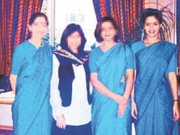 पिता हुए फिल्मों में आने के खिलाफ तो मां का सरनेम लगाकर की बॉलीवुड में एंट्री, बोलीं- मेरे पैदा होने पर खुशी भी नहीं मनाई... पिता हुए फिल्मों में आने के खिलाफ तो मां का सरनेम लगाकर की बॉलीवुड में एंट्री, बोलीं- मेरे पैदा होने पर खुशी भी नहीं मनाई...