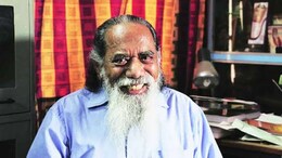Padma Shri Maruti Chitampalli : वन अधिकारी मारुती चितमपल्ली अरण्यऋषी कसे बनले?