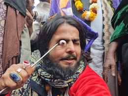 Rajasthan: किसी के जीभ के आर-पार लोहे का सरिया, किसी की निकली आंख; अजमेर शरीफ दरगाह में हैरतअंगेज दृश्य देख उड़ गए होश Rajasthan: किसी के जीभ के आर-पार लोहे का सरिया, किसी की निकली आंख; अजमेर शरीफ दरगाह में हैरतअंगेज दृश्य देख उड़ गए होश