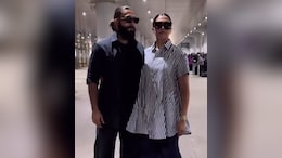 Watch: Deepika Padukone And Ranveer Singh Pose With The Paparazzi At Mumbai Airport